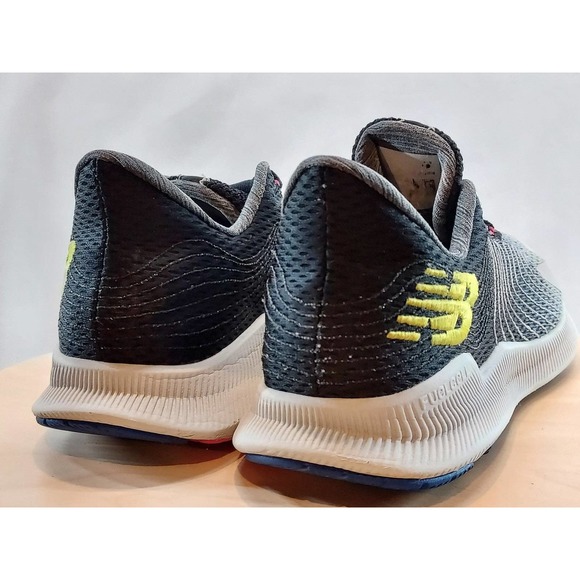 New Balance Women's Fuel Cell Propel V1 Shoes Size 8.5 - Picture 3 of 10